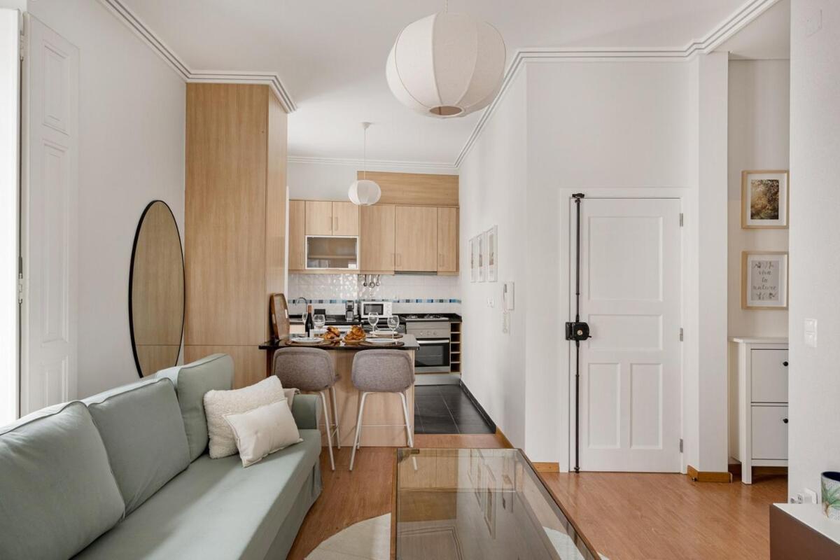 Apartment Alegria Living In